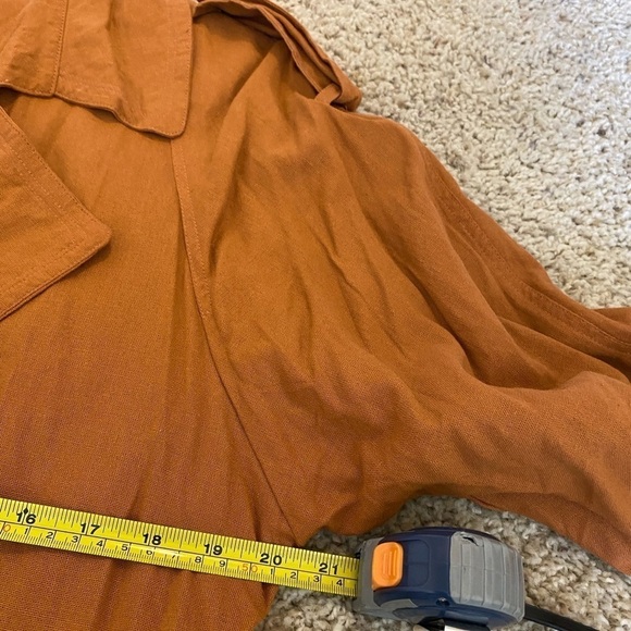 Jen's Pirate Booty Women’s Basic Instinct Trench Coat in Sunburn Linen Blend S - Picture 9 of 9